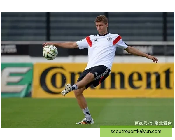 穆勒技术特点解析：无球跑动与空间利用能力持续提升